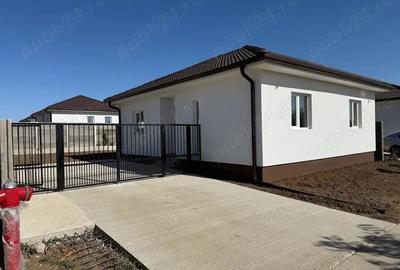 Casă cu 3 camere cu Teren 340 Mp în Sânandrei