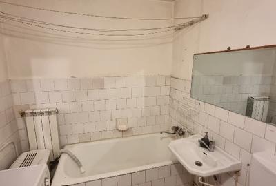 Apartament cu 4 camere decomandat, mobilat în Nord