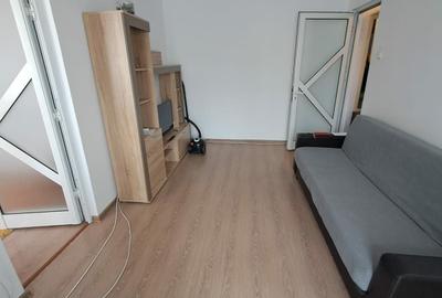 Apartament cu 2 camere semidecomandat în George Enescu