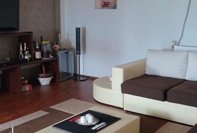 Casă cu 7 camere cu Teren 800 Mp în Dragomirești-Vale - 5