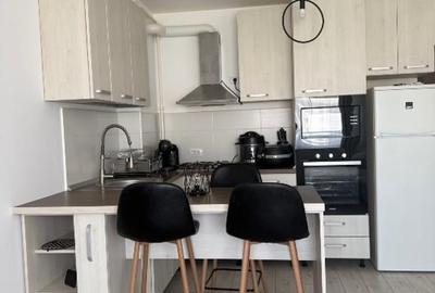 Apartament cu 2 camere, mobilat în Tractorul - 3