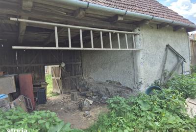 Casă cu 4 camere cu Teren 864 Mp în Bârzava - 1