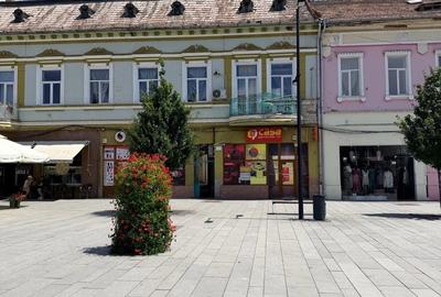 Spațiu comercial, de 78 mp, în Central