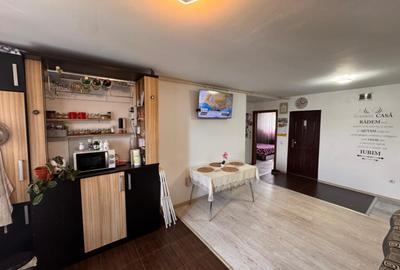 Apartament cu 3 camere în Rovine - 4
