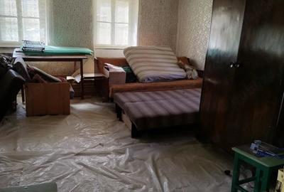 Casă cu Teren 1300 Mp în Central