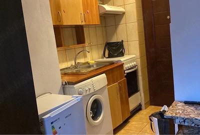 Garsonieră decomandată în Exterior Vest