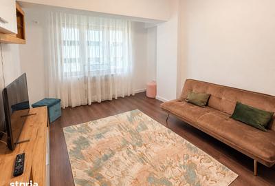 Apartament cu 3 camere decomandat în Central