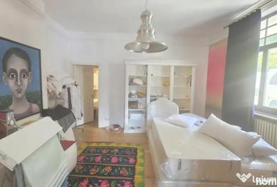 Apartament cu 5 camere decomandat în Moșilor - 2