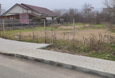 Teren de 553 mp, în Central - 2