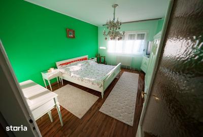 Casă cu 5 camere cu Teren 1200 Mp în Bujac - 3