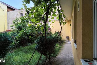 Apartament cu 2 camere decomandat în Leș - 2