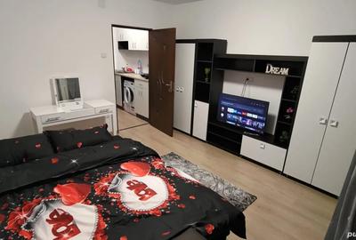 Garsonieră semidecomandată în UTA