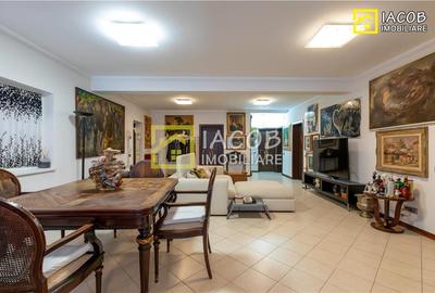 Apartament cu 4 camere decomandat, mobilat în 9 Mai