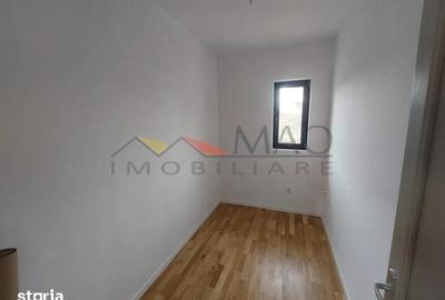 Casă cu 4 camere decomandat cu Teren 700 Mp în Central - 3