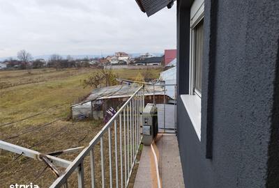 Casă cu 3 camere cu Teren 108 Mp în Șerbănești