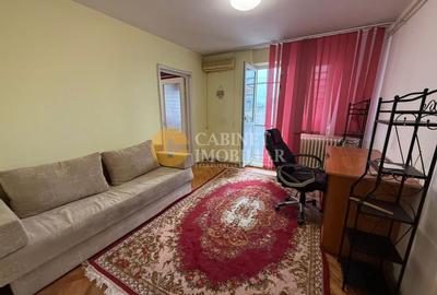 Apartament cu 2 camere nedecomandat, mobilat în Podu Roș