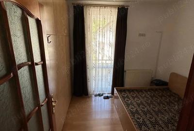Apartament cu 4 camere decomandat în Bicaz - 9