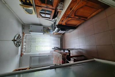 Apartament cu 2 camere decomandat în UTA - 4