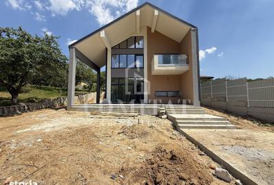 Casă cu 4 camere cu Teren 600 Mp în Feleacu