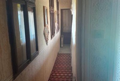 Casă cu 4 camere în Toaca