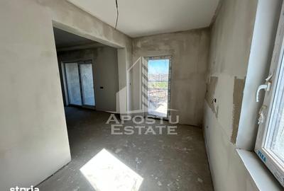 Casă cu 5 camere cu Teren 350 Mp în Săcălaz
