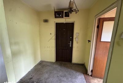 Apartament cu 3 camere în Uverturii