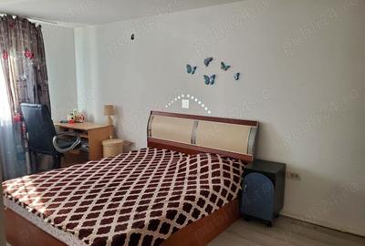 Casă cu 5 camere cu Teren 300 Mp în Valu lui Traian