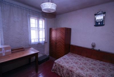 Casă individuală cu 5 camere cu Canalizare în Central - 5