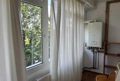Apartament cu 2 camere semidecomandat în Pajura