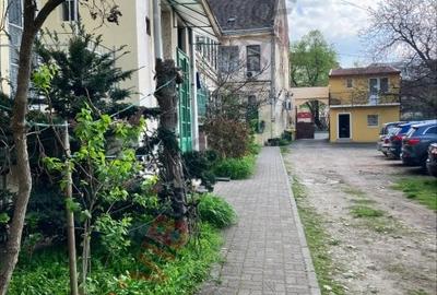 Garsonieră semidecomandată în Central