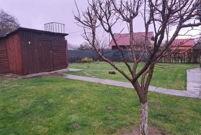 Casă cu 3 camere în Moldovenești