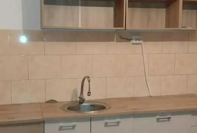Apartament cu 3 camere decomandat în Sebastian - 7