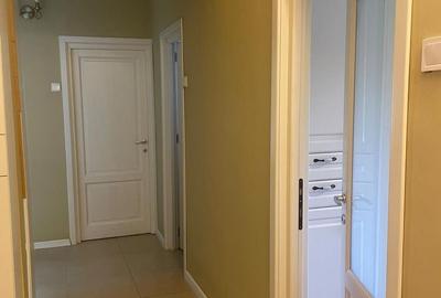 Apartament cu 3 camere decomandat în Tătărași