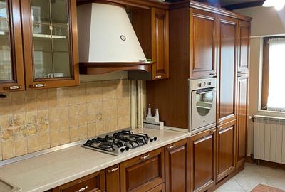 Apartament cu 4 camere semidecomandat în Decebal - 9
