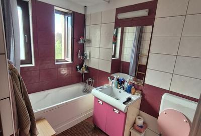 Casă cu 5 camere cu Teren 247 Mp în Central - 10
