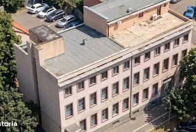Spațiu comercial, de 1,000 mp, în Ultracentral