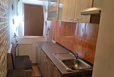 Apartament cu 2 camere nedecomandat în Girocului