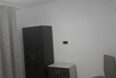 Apartament cu 3 camere decomandat în Florești - 9