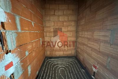 Apartament cu 3 camere decomandat în Săcălaz - 11