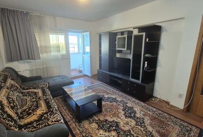 Apartament cu 3 camere decomandat în Lacul Tei