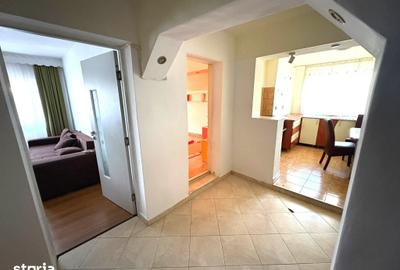 Apartament cu 3 camere decomandat în Nord