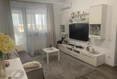 Apartament cu 2 camere decomandat în Berceni