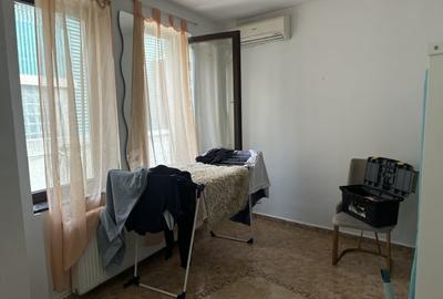 Garsonieră semidecomandată în Central