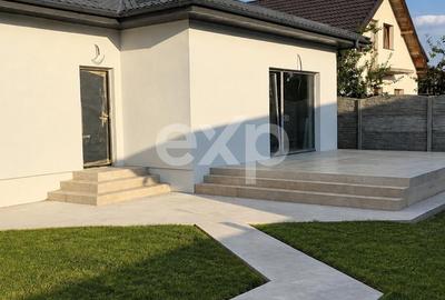 Casă individuală cu 4 camere cu Canalizare în Clinceni