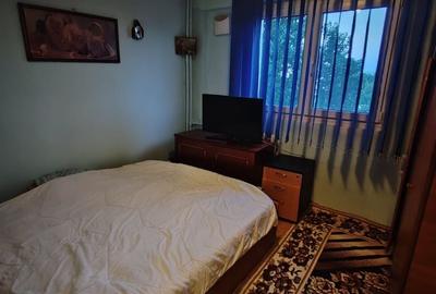 Apartament cu 2 camere decomandat în Berceni