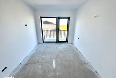 Casă cu 4 camere în Valea Lupului