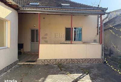 Apartament cu 3 camere decomandat în Girișu de Criș - 3