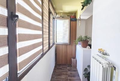 Apartament cu 4 camere decomandat în Republicii