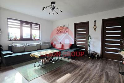Casă cu 4 camere cu Teren 690 Mp în Corbu - 2