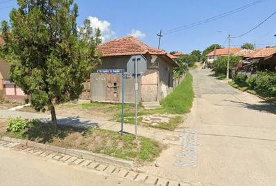 Casă cu 2 camere în Central